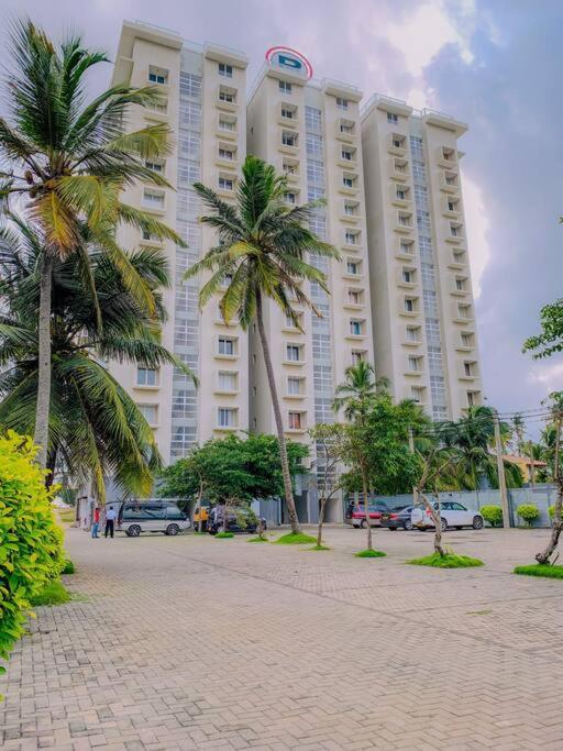 Masa Beach Front Apartment Uswetakeiyawa Ja-Ela Exterior photo