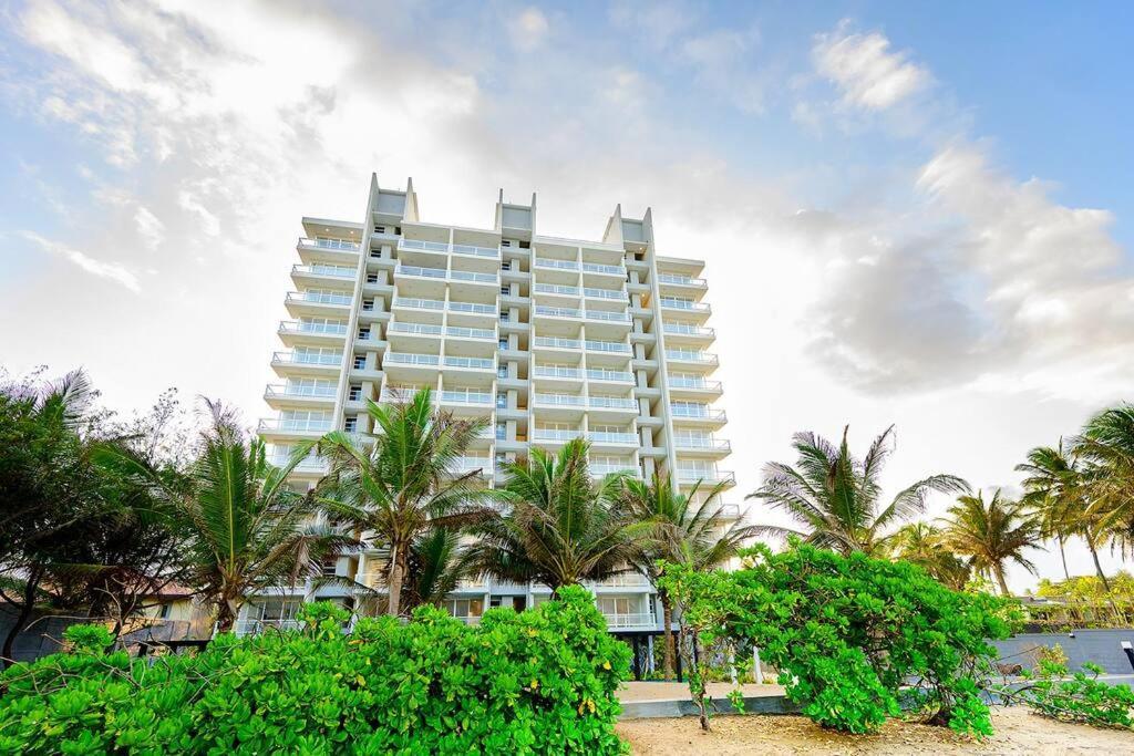 Masa Beach Front Apartment Uswetakeiyawa Ja-Ela Exterior photo